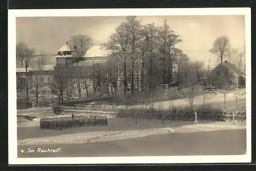 AK Kretscham-Rothensehma /Erzgebirge, Ortsansicht im Rauhreif