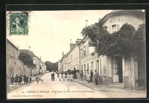 AK Lorrez-la-Bocage, Rue Neuve de Brie, dite Rue de Montereau