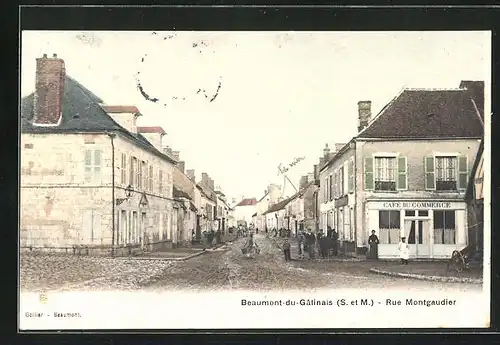 AK Beaumont-du-Gatinais, Rue Montgaudier