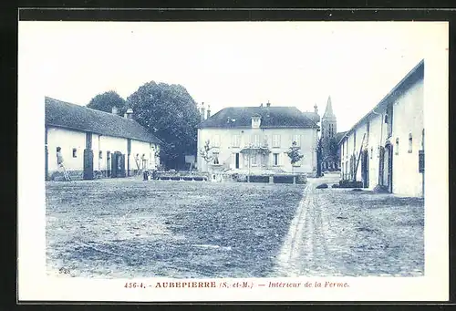 AK Aubepierre, Intérieur de la Ferme