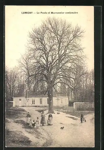 AK Lumigny, La Poste et Morronnier centenaire
