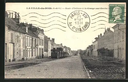 AK La-Ville-du-Bois, Route d`Orléans à la Grange aux Cercles