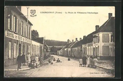 AK Courgenay, La Route de Villeneuve-l`Archevêque