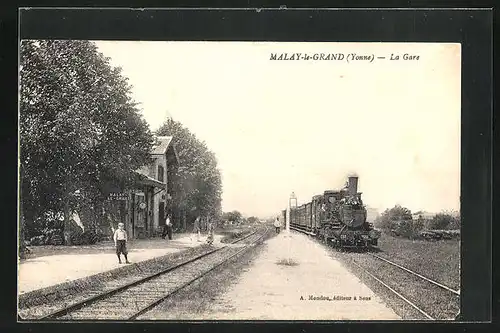 AK Malay-le-Grand, La Gare, Bahnhof