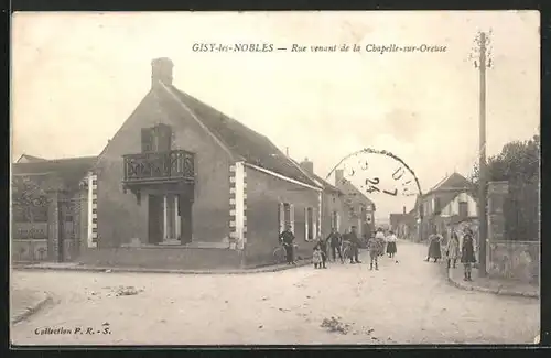 AK Gisy-les-Nobles, Rue venant de la Chapelle-sur-Oreuse