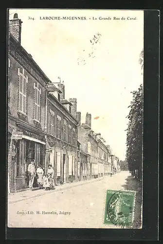 AK Laroche-Migennes, La Grande Rue du Canal