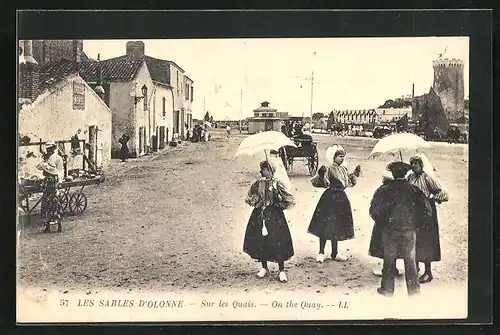 AK Les Sables-D`Olonne, Sur les Quais, On the Quay