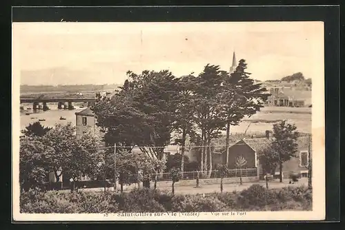 AK Saint-Gilles-sur-Vie, Vue sur le Port