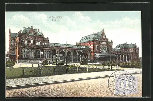 AK Groningen, Station, Blick auf das Bahnhofsgebäude