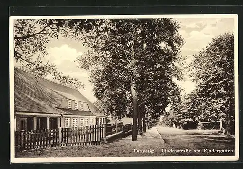 AK Droyssig, Lindenstrasse am Kindergarten