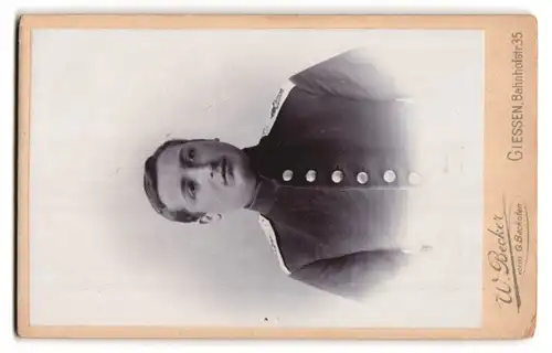Fotografie W. Becker, Giessen, Bahnhofstr. 35, Ansicht Giessen, Ateliersgebäude des Fotografen