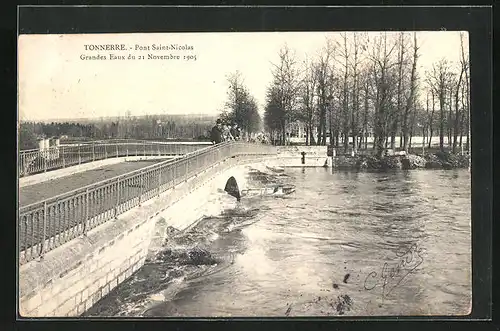 AK Tonnerre, Pont Saint-Nicolas, Grandes Eaux du 21 Novembre 1905, Hochwasser