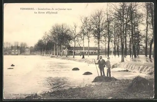 AK Tonnerre, Inondations du 1910, La Route d`Épineuil, Hochwasser