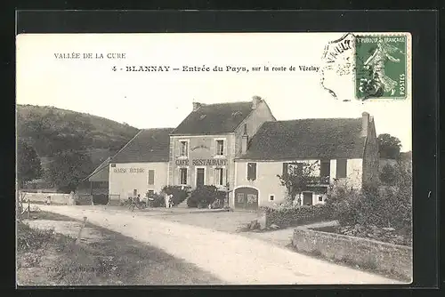 AK Blannay, Entrée du Pays, sur la route de Vézelay