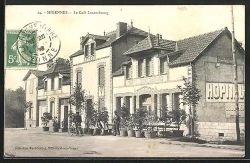 AK Migennes, Le Café Luxembourg