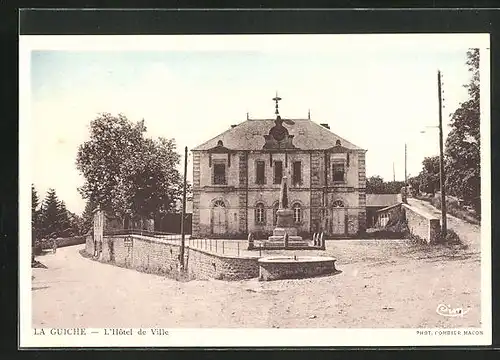 AK La Guiche, L`Hotel de Ville