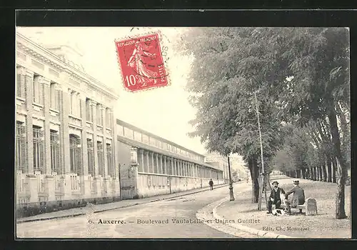 AK Auxerre, Boulevard Vaulabelle et Usines Guilliet