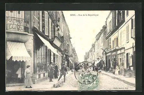 AK Sens, Rue de la Republique