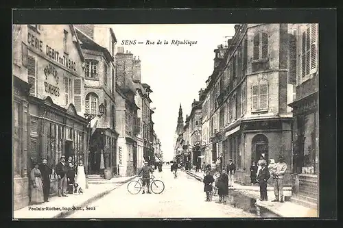 AK Sens, Rue de la Republique