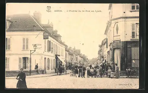 AK Sens, L`Entree de la Rue de Lyon