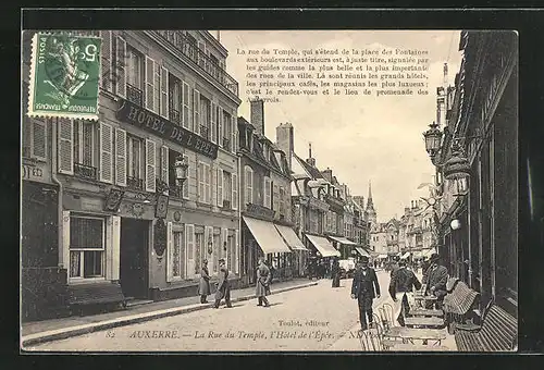 AK Auxerre, La Rue du Temple