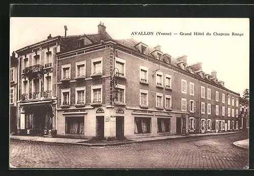 AK Avallon, Grand Hôtel du Chapeau Rouge