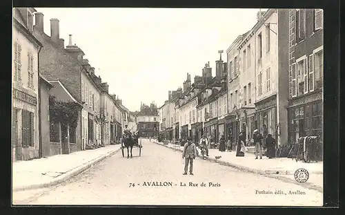 AK Avallon, La Rue de Paris