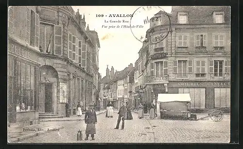 AK Avallon, La Grande Rue