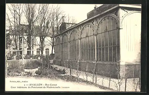 AK Avallon, Rue Carnot