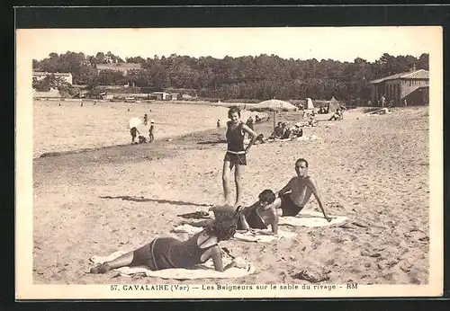 AK Cavalaire, Les Baigneurs sur le sable du rivage