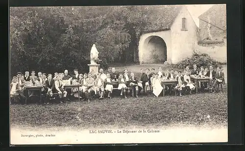 AK Lac Sauvin, Le Dejeuner de la Colonie