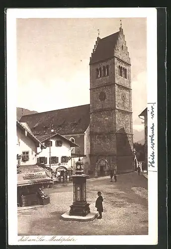 AK Zell am See, Passant vor der Wettersäule