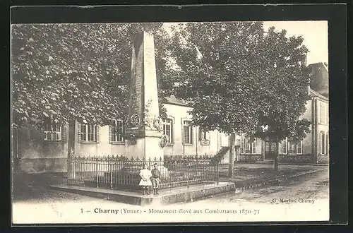 AK Charny, Monument eleve aux Combattants