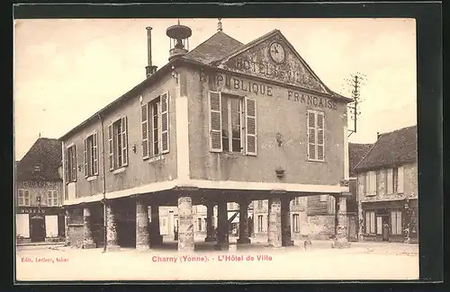 AK Charny, L`hotel de Ville