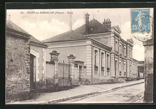 AK Nuits-sur-Armancon, Vue de l`Ecole