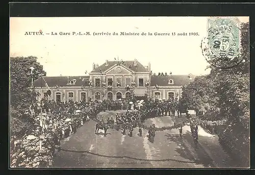 AK Autun, la Gare, arrivée du Ministre de la Guerre 1905