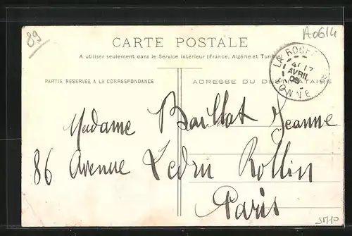 AK Tonnerre, Rue de la République un jour de fete, Photographie Durand
