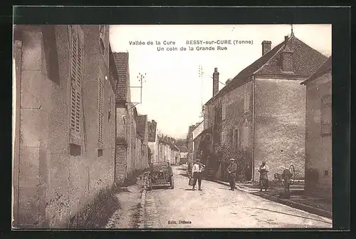 AK Bessy-sur-Cure, Un coin de la Grande Rue