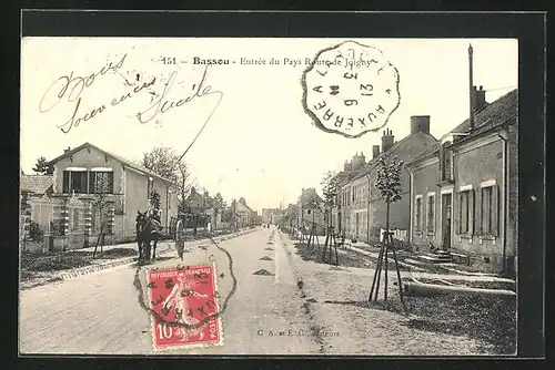 AK Bassou, Entrée du Pays, Route de Joigny