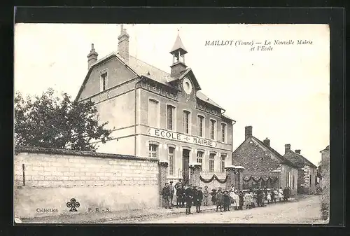 AK Maillot, La Nouvelle Mairie et l`Ecole