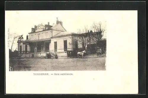 AK Tonnerre, Gare extérieure