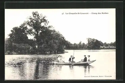 AK La Chapelle St-Laurent, Etang des Mothes, Angler auf dem Fluss