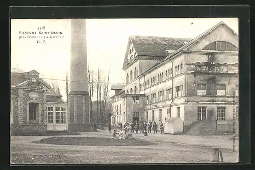 AK Filature Saint-Denis, Arbeiter vor dem Fabrikgebäude