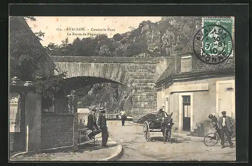 AK Avallon, Cousin-le-Pont, La Route de Pontaubert