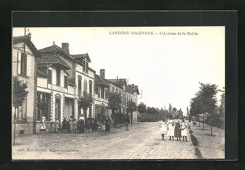 AK Laroche-Migennes, L`Avenue de la Mairie