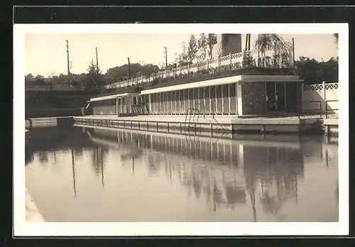 AK Viry-Chatillon, Piscine-Plage, Les Cabines