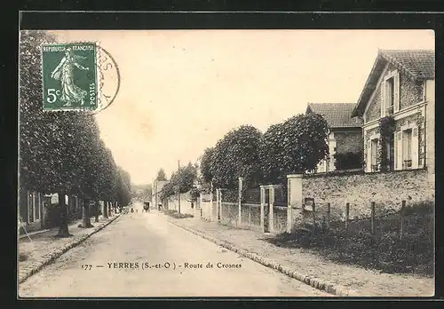 AK Yerres, Maisons dans Route de Crosnes