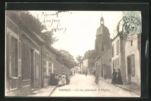 AK Vinneuf, La rue principale et l`Eglise