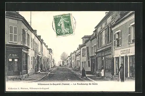 AK Villeneuve-la-Guyard, Le Faubourg de Sens