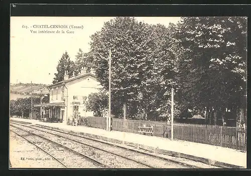 AK Chatel-Censoir, Vue interieure de la Gare